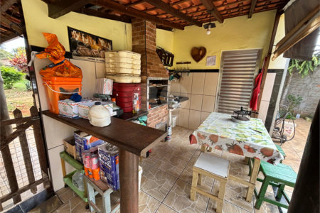 Chácara à venda com 3 quartos em Vila Sottemo, Itapetininga, SP
