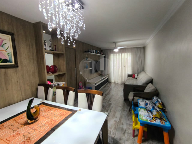 Apartamento à venda com 3 quartos, sendo 1 suíte,  em Campo Grande, São Paulo, SP