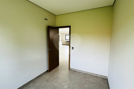Casa à venda com 3 suítes no condomínio Santa Isabel I, Louveira - SP