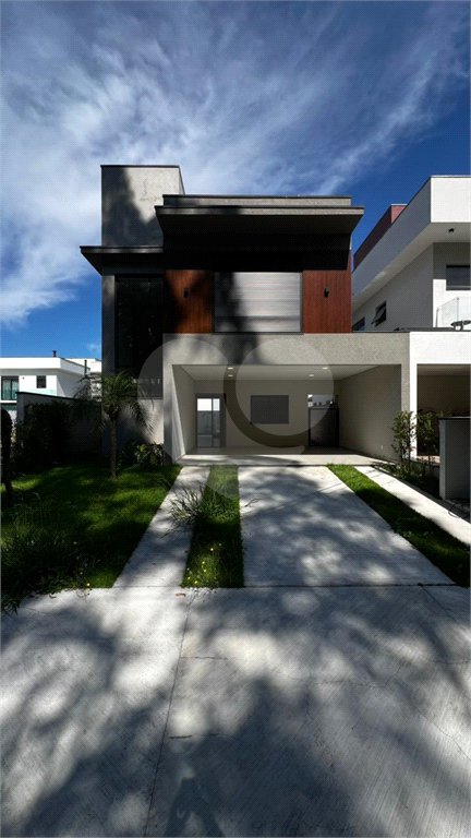 Casa à venda com 4 suítes no condomínio Bella Cittá Villagio I, Mogi das Cruzes - SP
