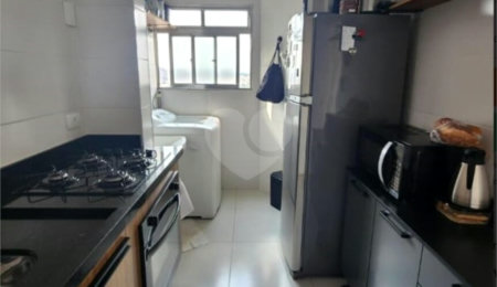 Apartamento à venda com 2 quartos em Vila Erna, São Paulo, SP