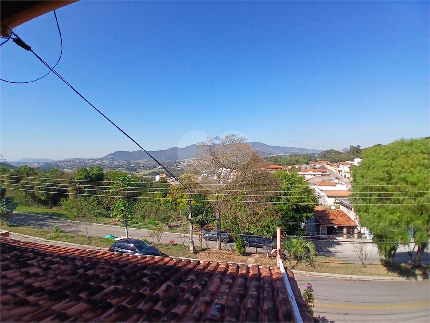 Casa à venda com 3 quartos, sendo 2 suítes, em Jardim Brogotá, Atibaia, SP