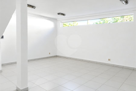 Sobrado à venda com 3 quartos, sendo 1 suíte, em Jardim do Mar, São Bernardo do Campo, SP