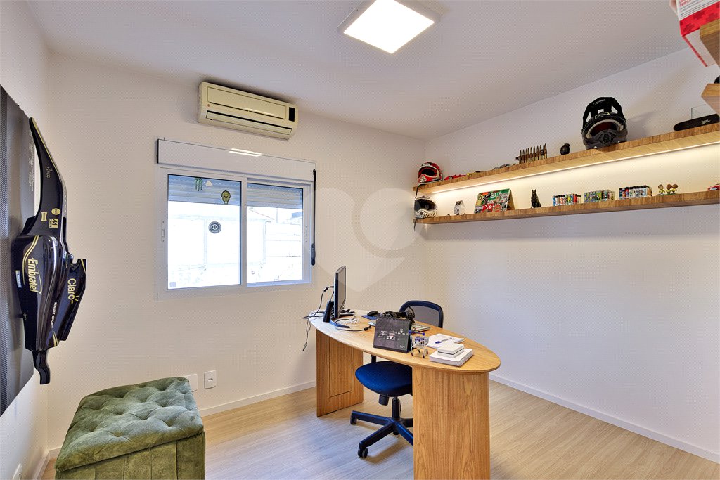Sobrado à venda com 3 quartos, sendo 2 suítes, em Chácara Santo Antônio, São Paulo, SP