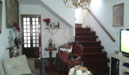 Sobrado à venda com 5 quartos, sendo 1 suíte,  em Vila Mazzei, São Paulo, SP