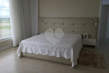 Casa à venda com 3 suítes no condomínio Terras de Jundiaí, Jundiaí - SP
