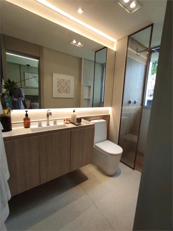 Apartamento à venda com 3 quartos, sendo 1 suíte,  em Pinheiros, São Paulo, SP