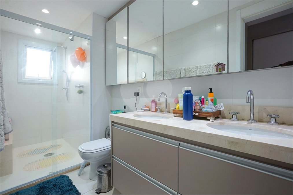 Apartamento à venda com 4 quartos, sendo 2 suítes, em Santo Amaro, São Paulo, SP