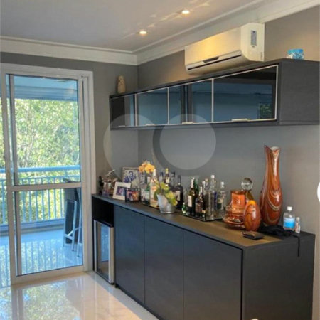 Apartamento à venda com 3 suítes em Vila Andrade, São Paulo, SP
