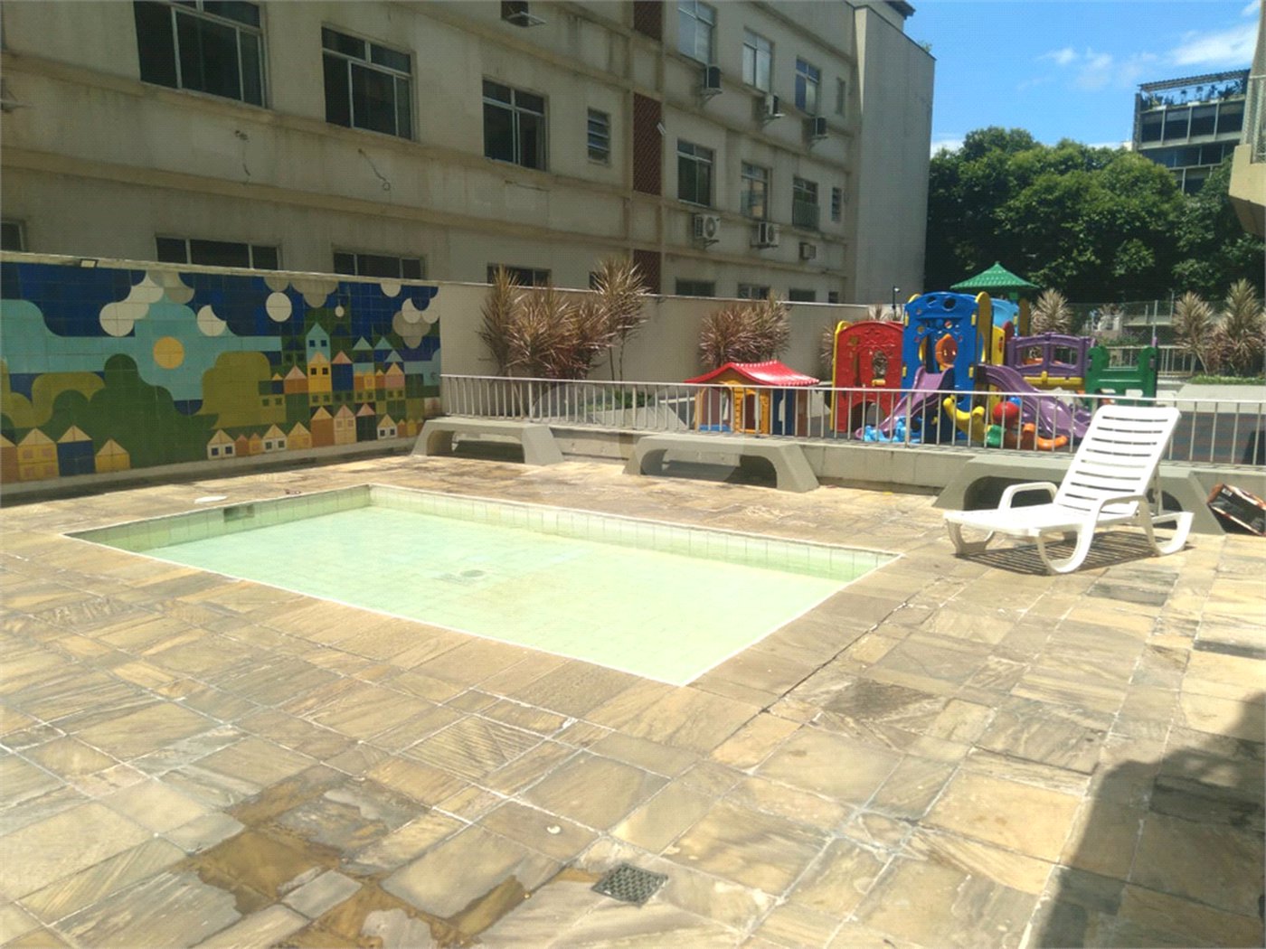Apartamento à venda com 3 quartos, sendo 1 suíte,  em Tijuca, Rio de Janeiro, RJ