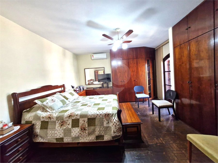 Casa à venda com 4 quartos, sendo 1 suíte, em Alto da Boa Vista, São Paulo, SP