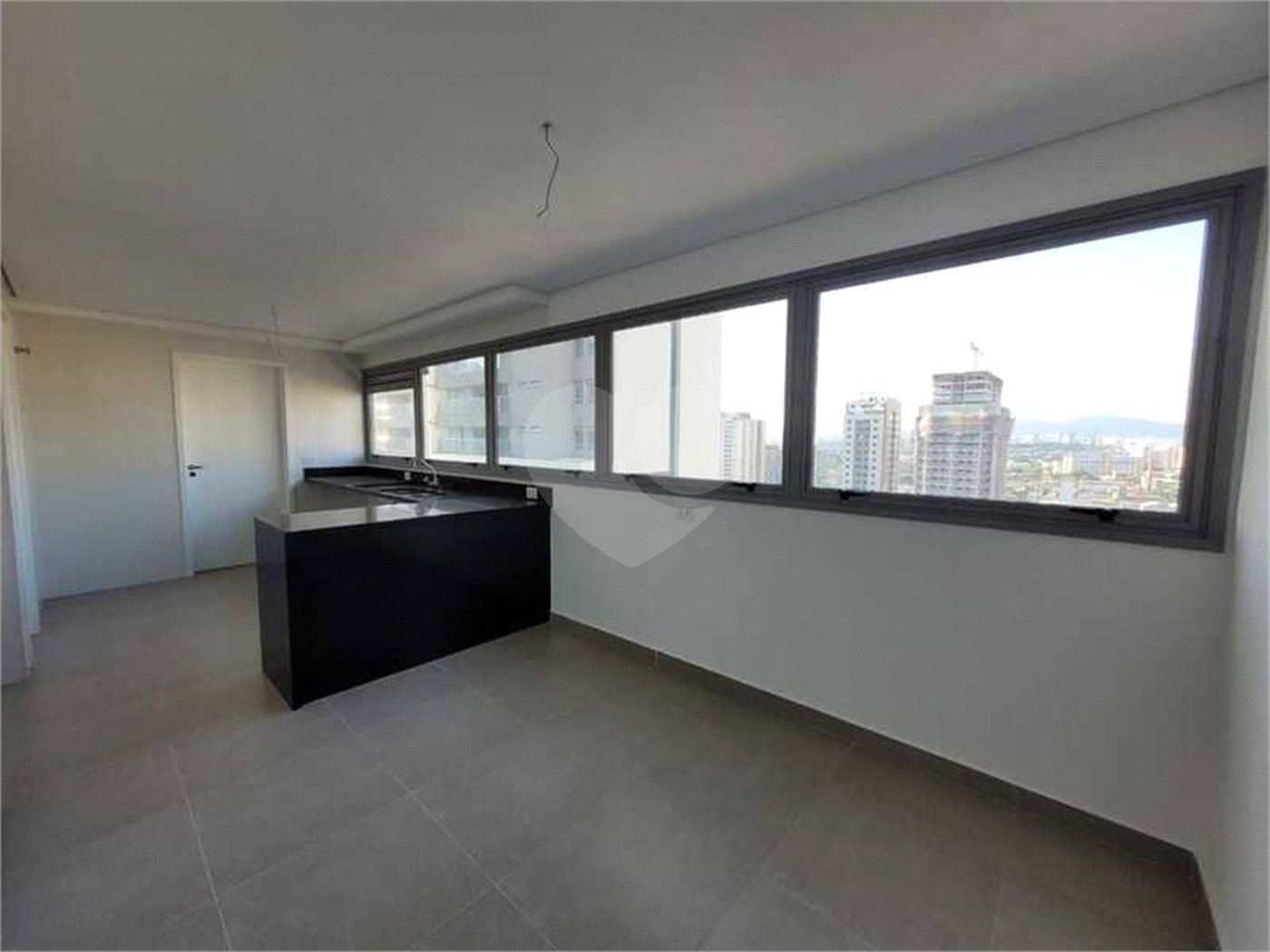Apartamento à venda com 3 suítes em Água Branca, São Paulo, SP