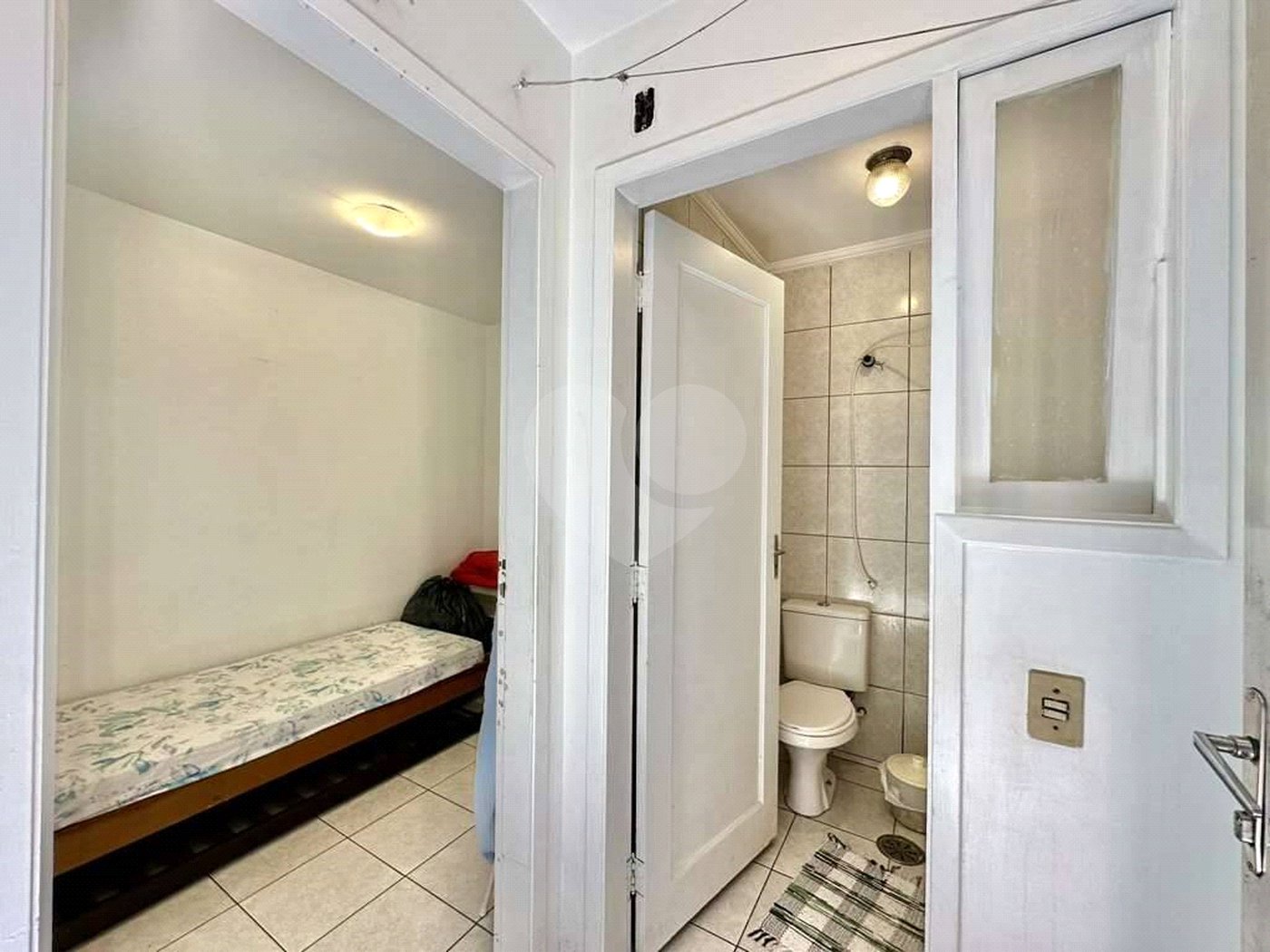 Sobrado à venda com 4 quartos, sendo 2 suítes, em Jardim Jussara, São Paulo, SP