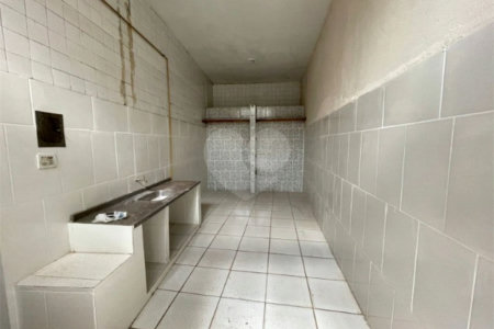 Barracão em Araraquara/SP, disponível para venda e locação.