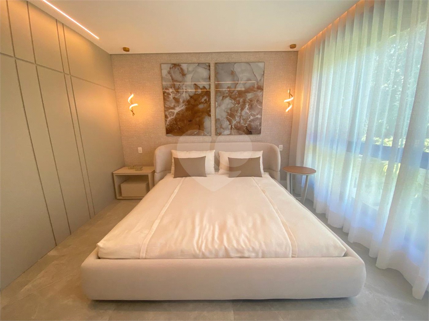Duplex à venda com 6 suítes em Riviera, Bertioga, SP