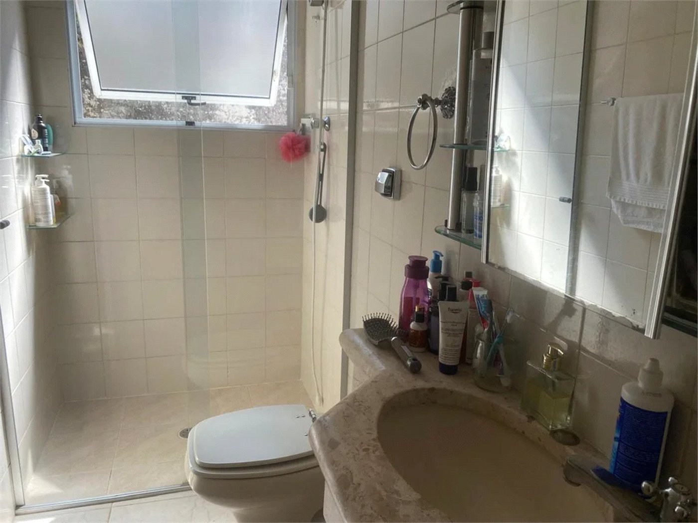 Sobrado à venda com 3 quartos, sendo 1 suíte, em Vila Ipojuca, São Paulo, SP