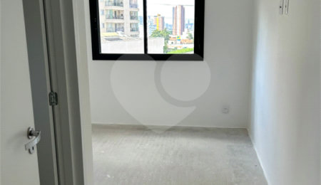 Apartamento à venda com 3 quartos, sendo 1 suíte,  em Vila Bastos, Santo André, SP