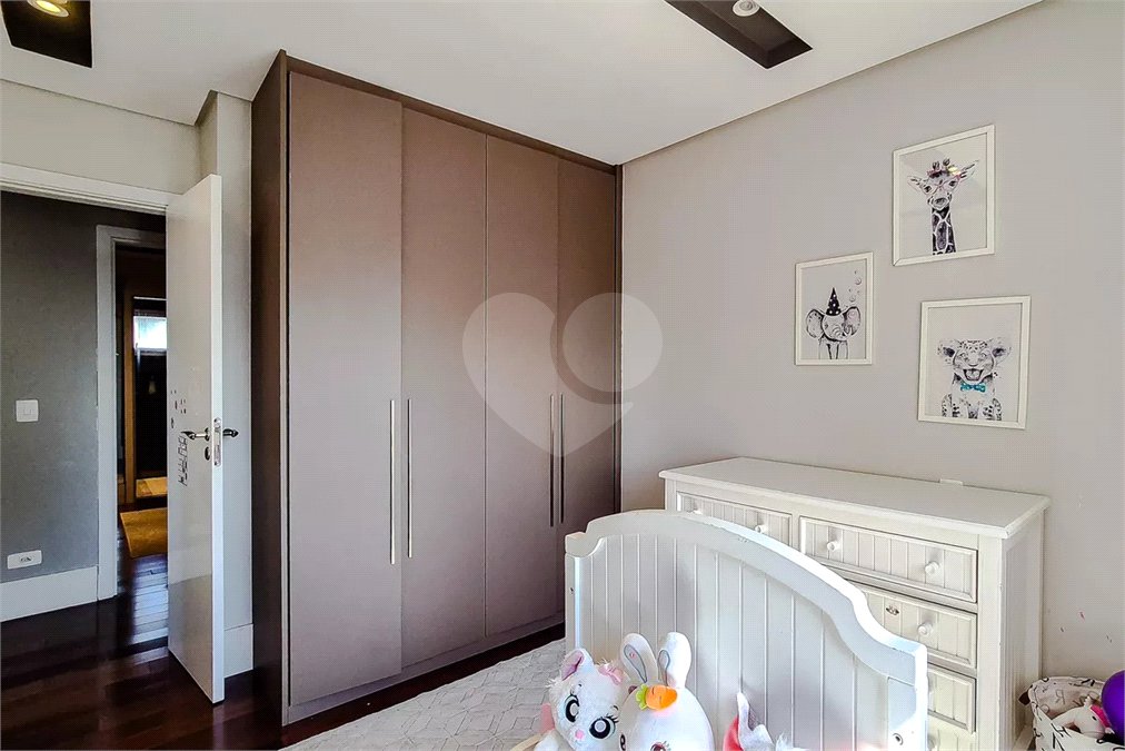 Apartamento à venda com 4 quartos, sendo 3 suítes, em Vila Romana, São Paulo, SP