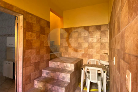 Sobrado à venda com 3 quartos em Jundiapeba, Mogi das Cruzes, SP
