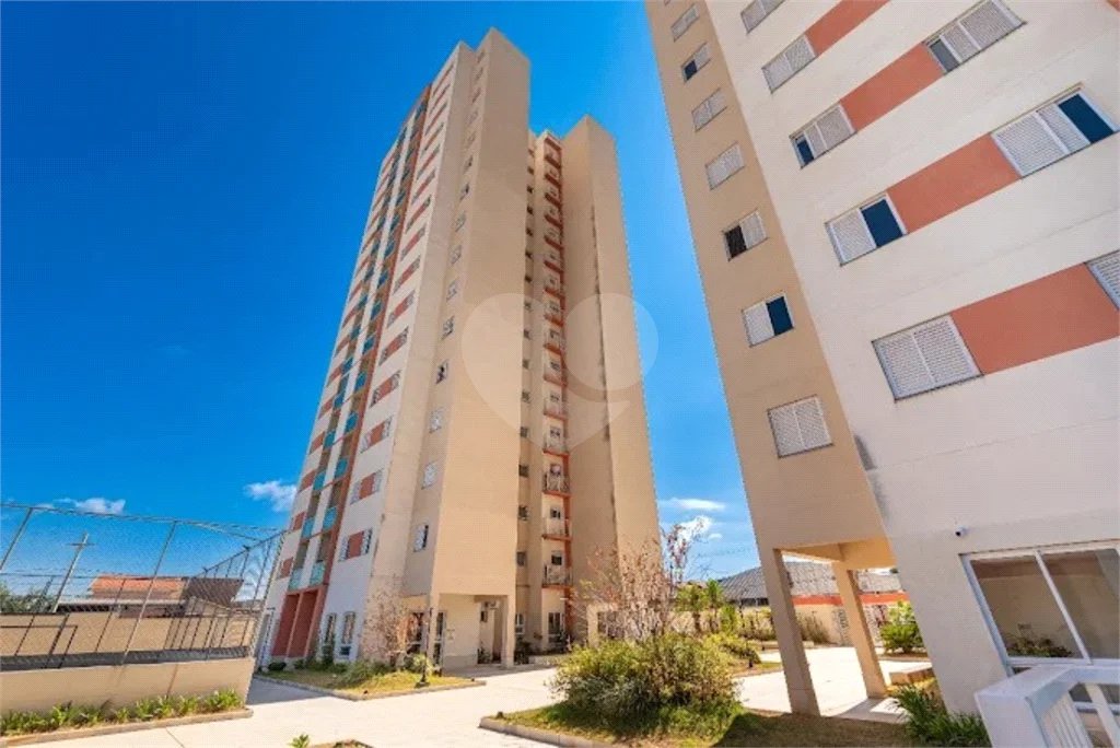 Apartamento à venda com 3 quartos, sendo 1 suíte,  em Vila Macia, Itapetininga, SP