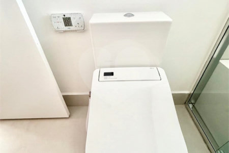 Apartamento à venda com 3 suítes em Campo Belo, São Paulo, SP