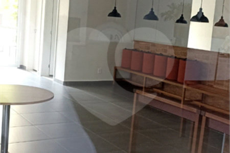 Apartamento à venda com 2 quartos em Sé, São Paulo, SP