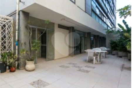 Apartamento à venda com 3 quartos, sendo 1 suíte, em Pinheiros, São Paulo, SP