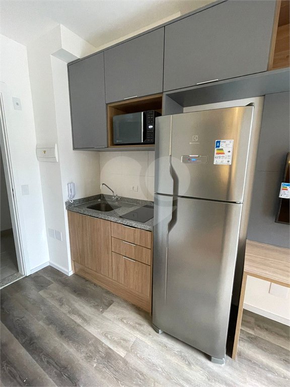 Apartamento à venda ou para alugar com 1 suíte em Vila Olímpia, São Paulo, SP