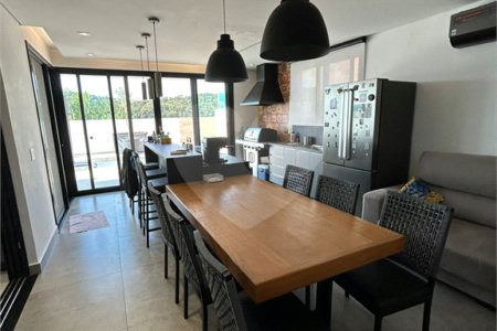 Casa a venda no Condomínio Reserva de Santa Isabel - Louveira SP.