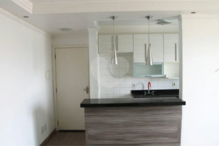 Apartamento à venda com 2 quartos, sendo 1 suíte,  em Vila Endres, Guarulhos, SP