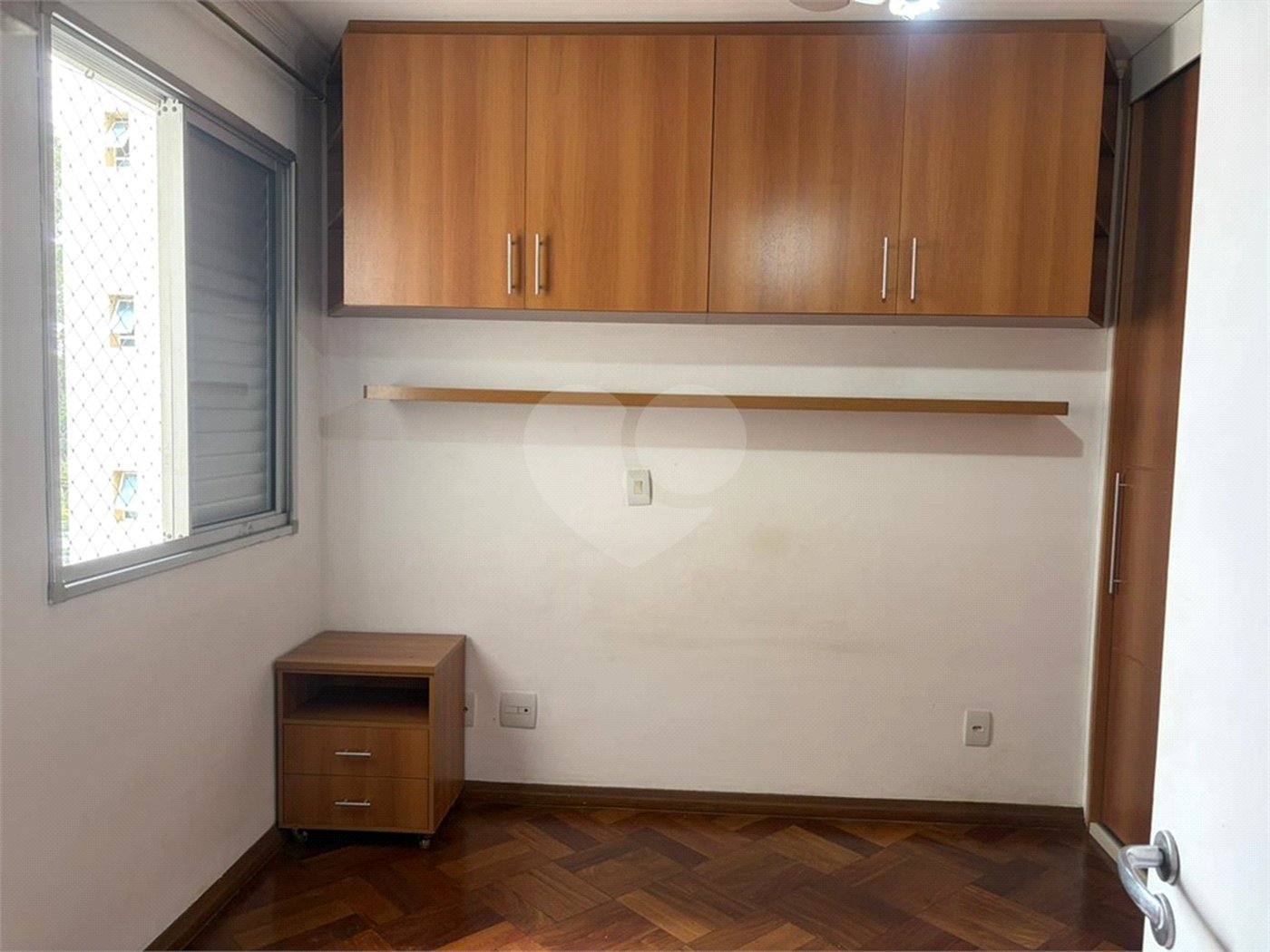 Apartamento à venda com 2 quartos, sendo 1 suíte,  em Vila Galvão, Guarulhos, SP