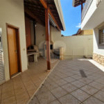Casa sofisticada à venda em bairro nobre de Atibaia | 3 dormitórios | 408 m²