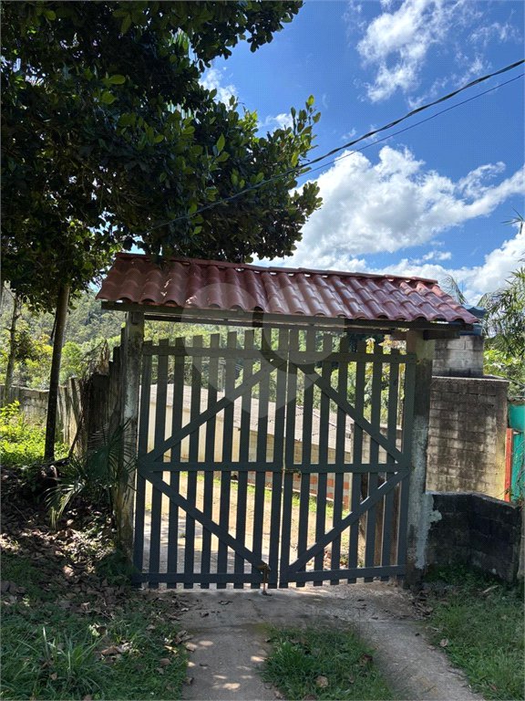 Chácara à venda com 2 quartos em Biritiba Ussu, Mogi das Cruzes, SP