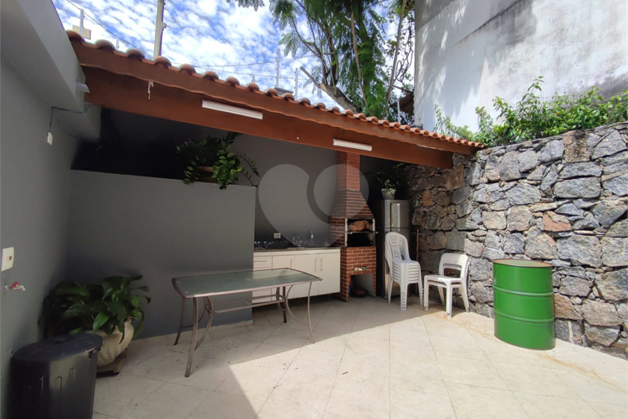 Casa à venda com 3 quartos, sendo 1 suíte, em Horto Florestal, São Paulo, SP