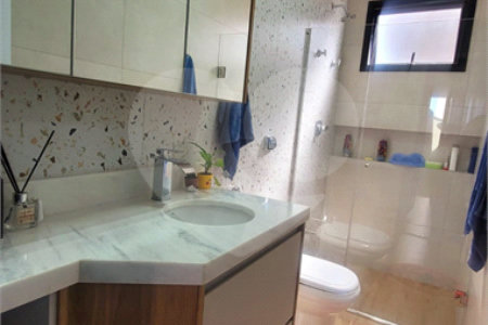 Casa à venda com 4 suítes no condomínio Sta Morriz, Campinas - SP