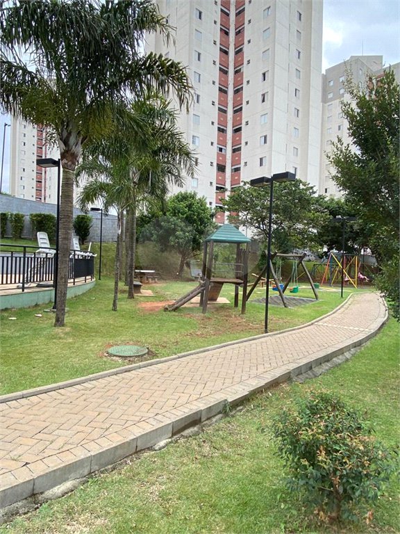 Apartamento com 48m², 2 quartos, garagem, à venda na Vila Nova Cachoeirinha