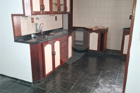 Casa à venda com 3 quartos, sendo 1 suíte, em Campo Grande, Rio de Janeiro, RJ