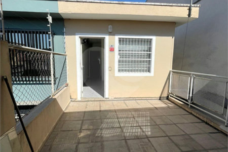 Sobrado à venda com 3 quartos, sendo 1 suíte, em Vila Mazzei, São Paulo, SP