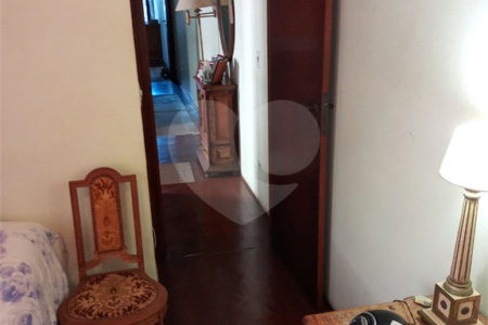Sobrado à venda com 3 quartos em Jardim Colombo, São Paulo, SP