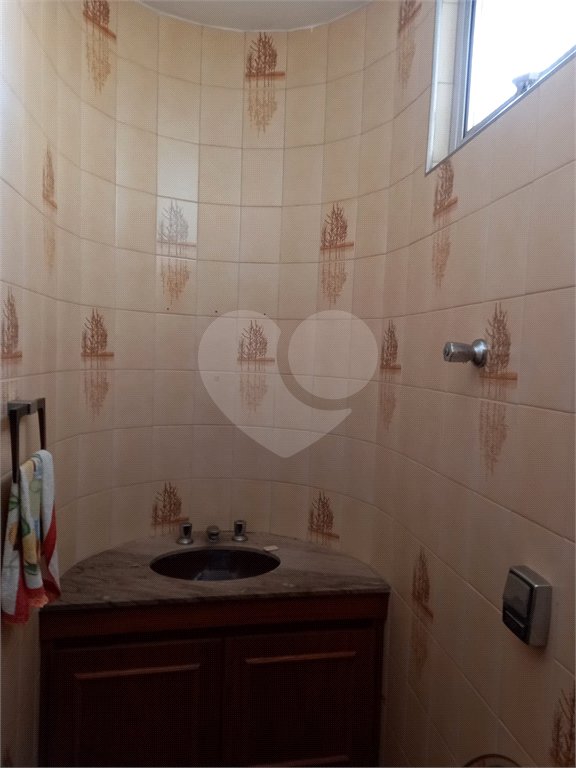 Sobrado à venda com 5 quartos, sendo 2 suítes,  em Tremembé, São Paulo, SP
