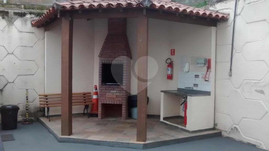 Ótima cobertura com 3 dormitórios,1 suíte, Condomínio com lazer e ótima localização.,