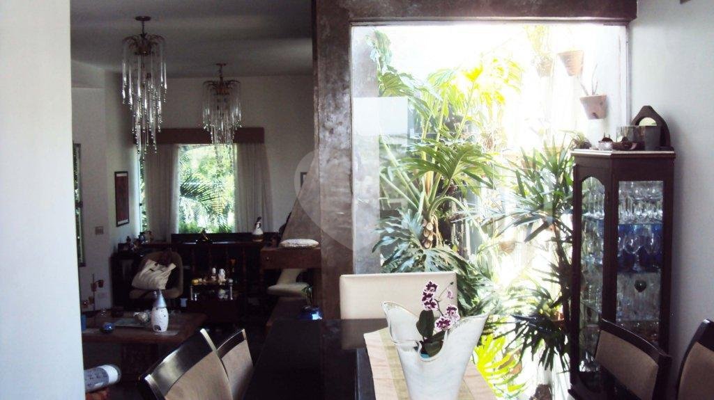 Sobrado à venda com 3 quartos, sendo 1 suíte, em Jardim Prudência, São Paulo, SP