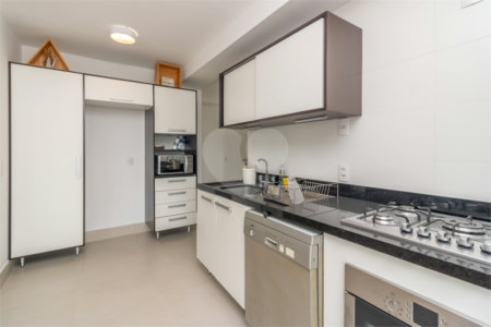 Apartamento à venda com 2 suítes em Santo Amaro, São Paulo, SP