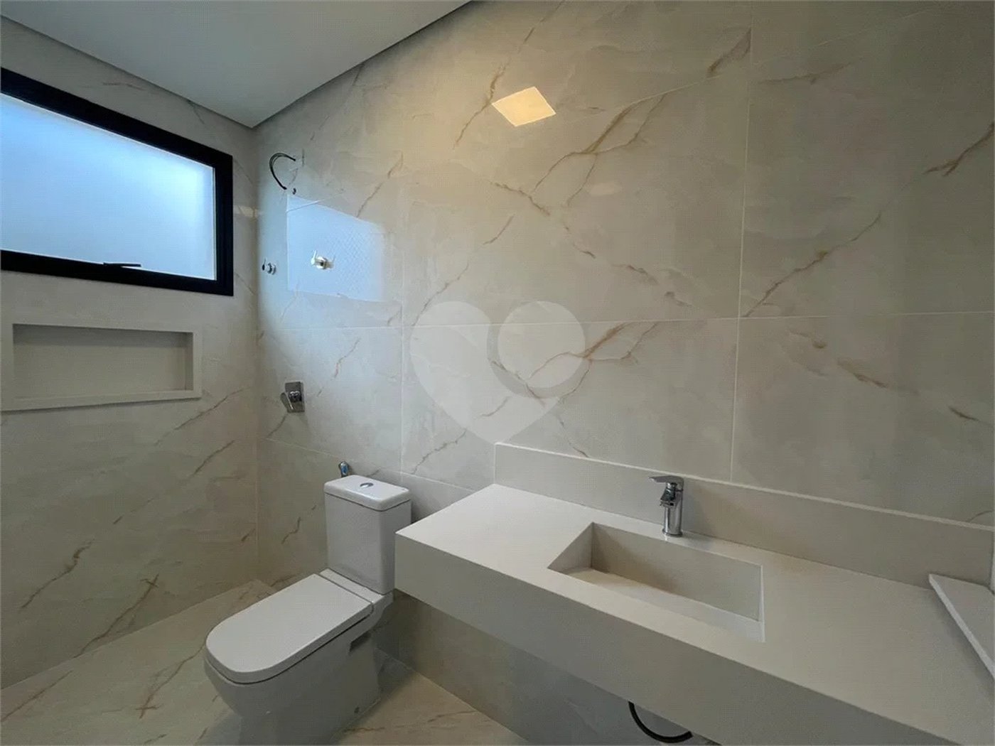 Excelente Casa Plana no Condomínio Bela Vista