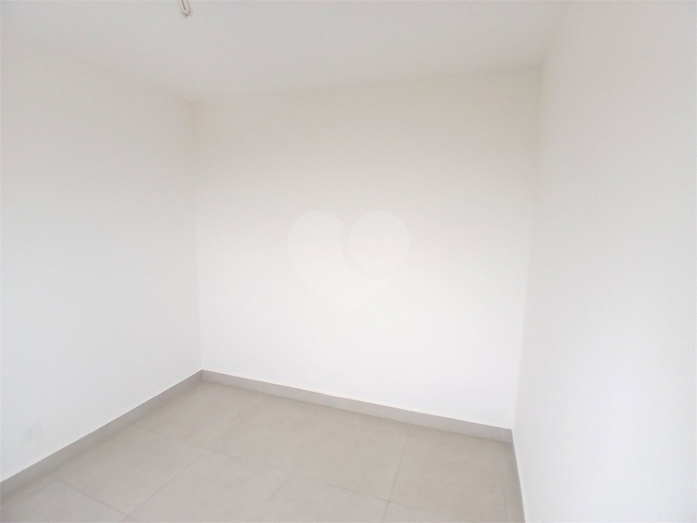 Apartamento à venda com 2 quartos em Vila dos Remédios, São Paulo, SP