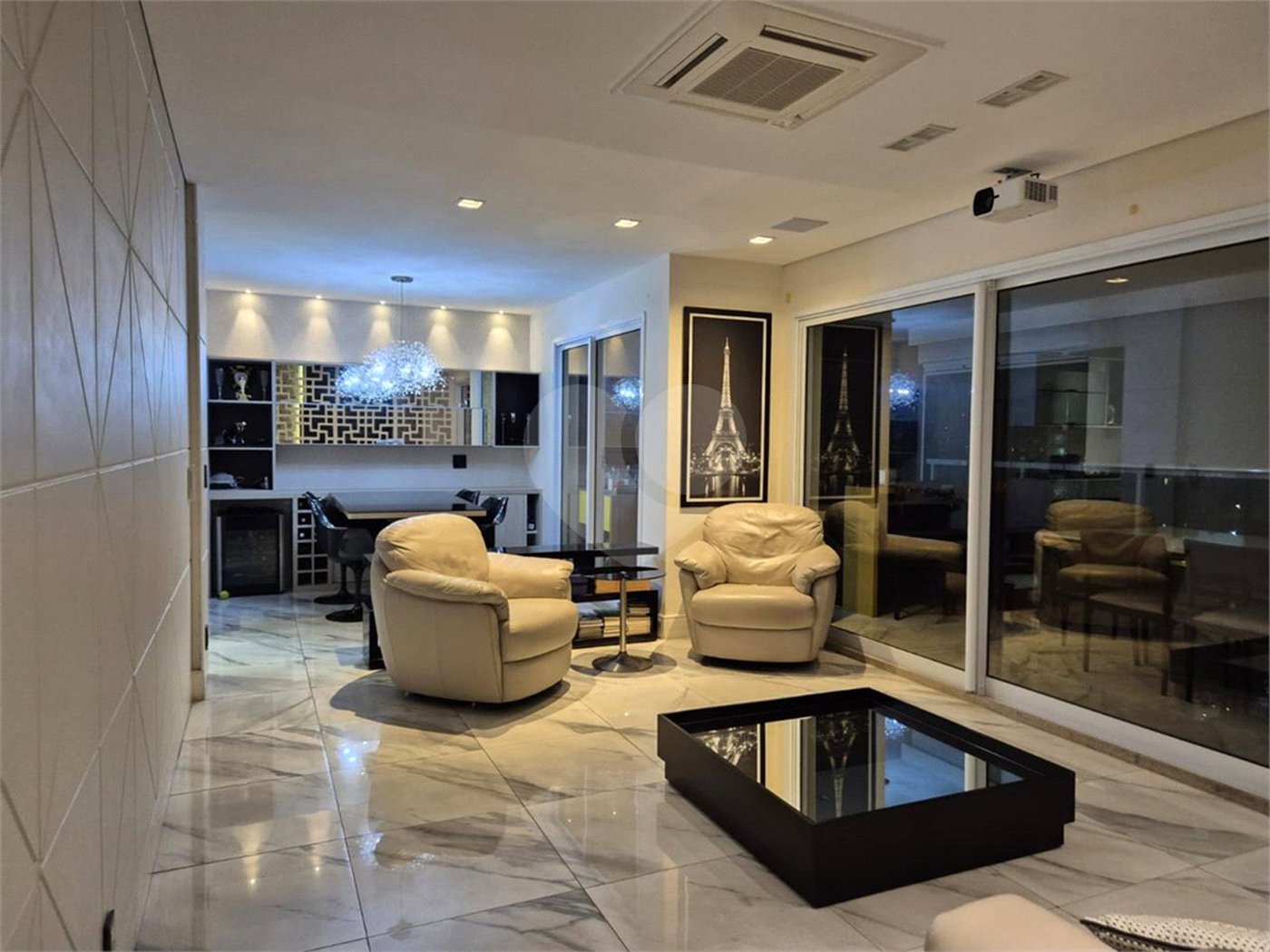 Apartamento à venda com 4 quartos, sendo 2 suítes, em Santa Teresinha, São Paulo, SP
