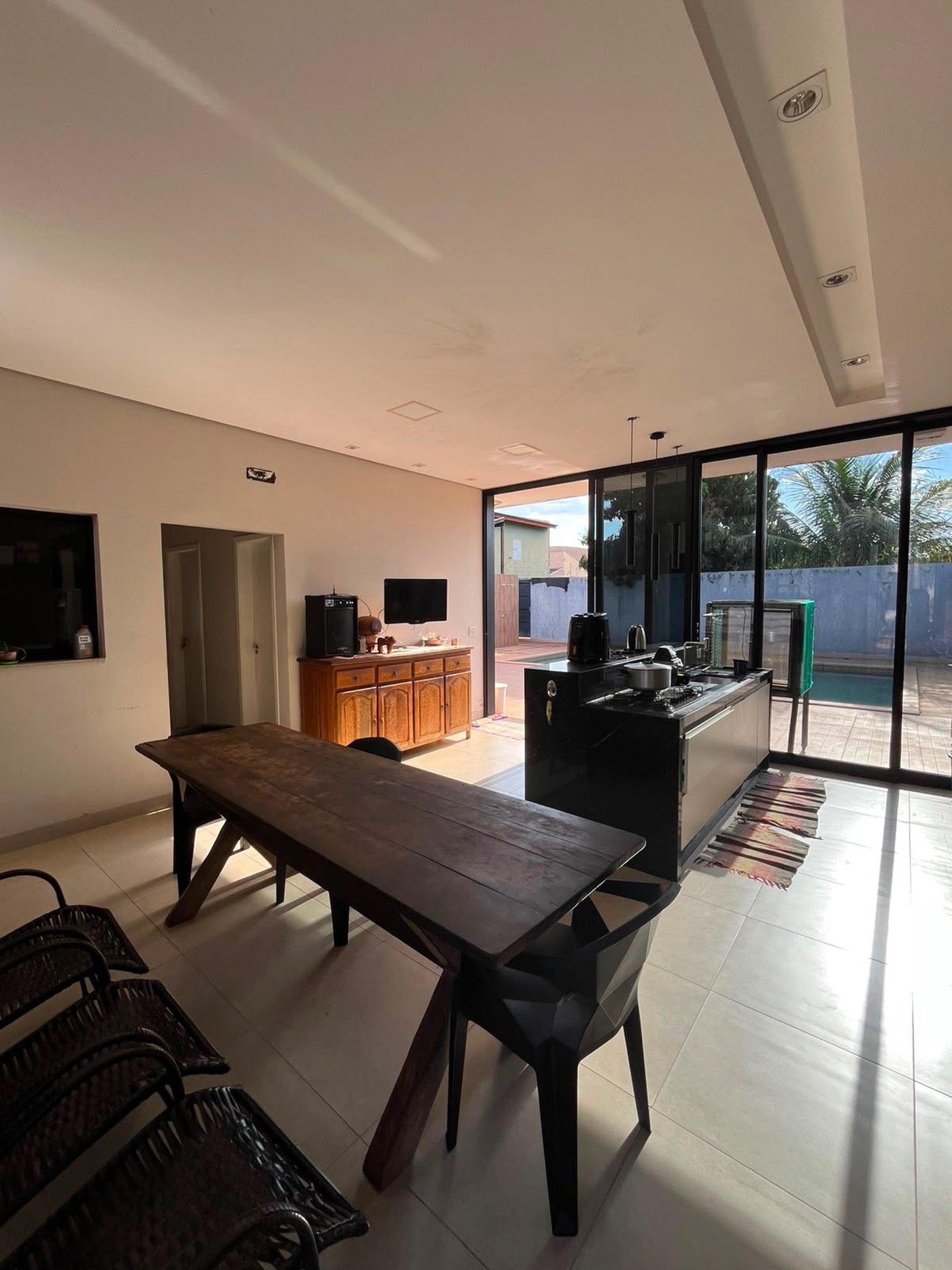 Casa à venda ou para alugar com 4 quartos, sendo 2 suítes,  em Santa Terezinha, Três Lagoas, MS