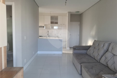 Apartamento à venda com 2 quartos, sendo 1 suíte,  em Vila Suissa, Mogi das Cruzes, SP