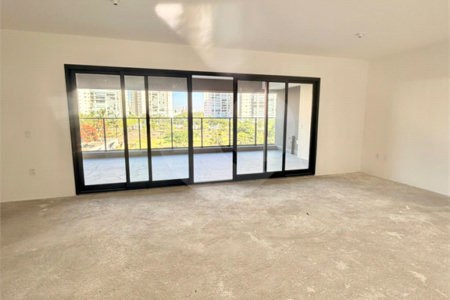 Apartamento à venda com 4 quartos, sendo 3 suítes, em Água Branca, São Paulo, SP