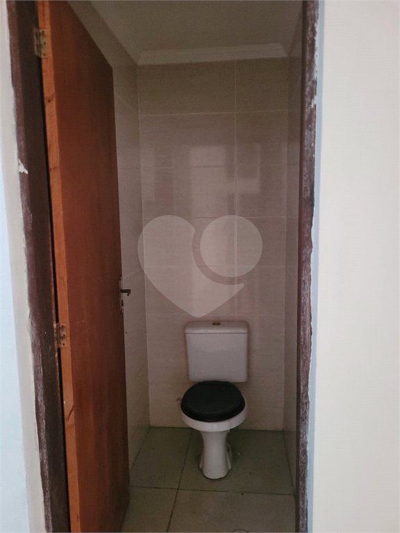 Salão para alugar em Vila Romanópolis, Ferraz de Vasconcelos, SP